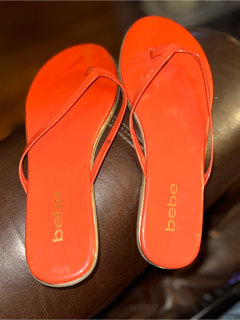 bebe Womens Red Flip Flop Sandals s